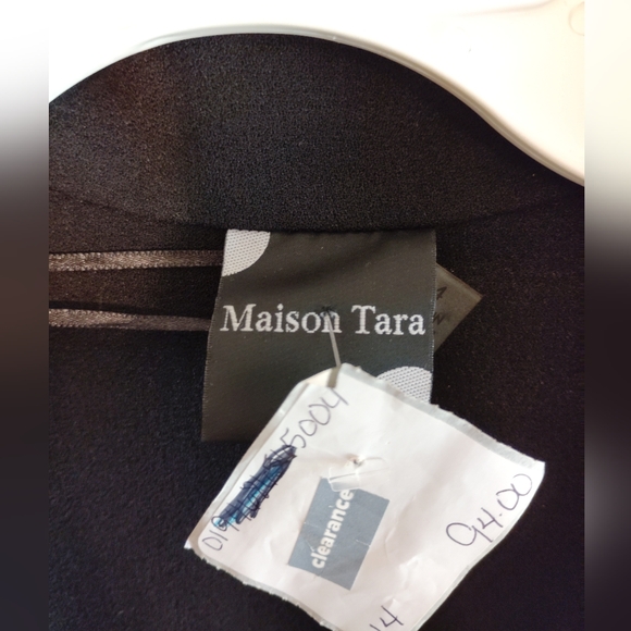 Maison Tara Black Long Sleeve Dress - Picture 5 of 7